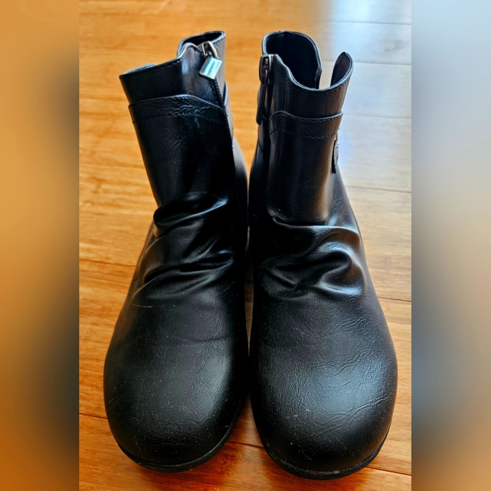Girls boots